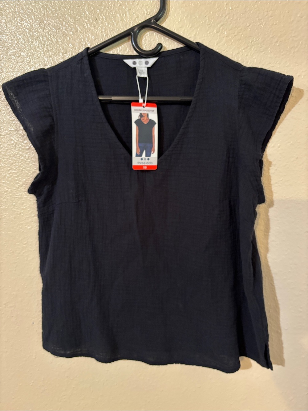 Three Dots Navy V-Neck Cap Sleeve Tank Size XS